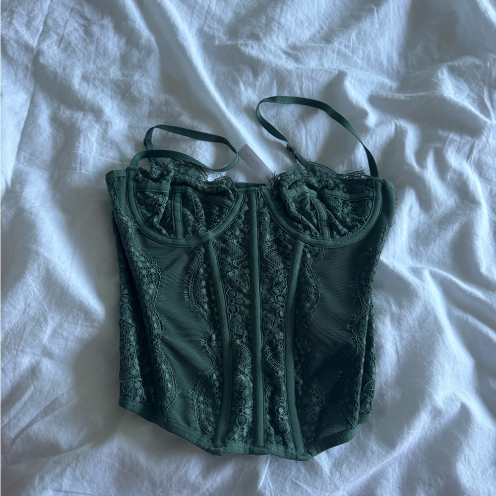 urban outfitters green corset